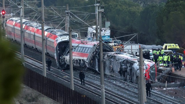 Tragédie v Andalusii: Srážka vysokorychlostních vlaků si vyžádala desítky obětí